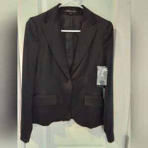 Theory "Nadia" Black Jacket in Size 2   New With Tags